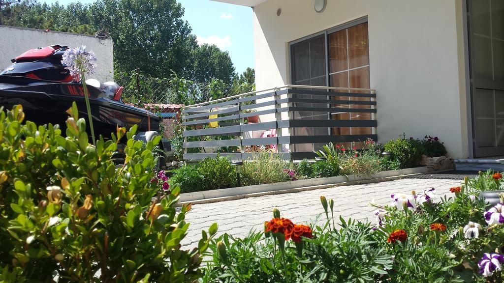 Aparthotel Vila Tufi Velipojë Zimmer foto